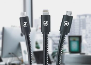 União Europeia quer padronizar entrada para carregador de celular, tablet e fone