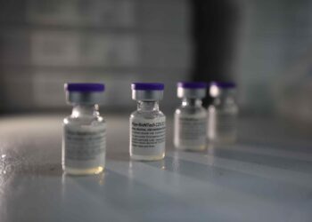 Amazonas recebe mais 90.090 doses de vacinas contra a Covid-19