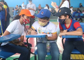 Prefeitura de Manaus promove I Estação Descritor com alunos da DDZ Sul