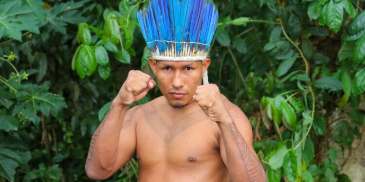Com o apoio da FEI, lutador indígena é confirmado em dois campeonatos de MMA