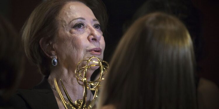 Atriz Fernanda Montenegro é eleita para Academia Brasileira de Letras